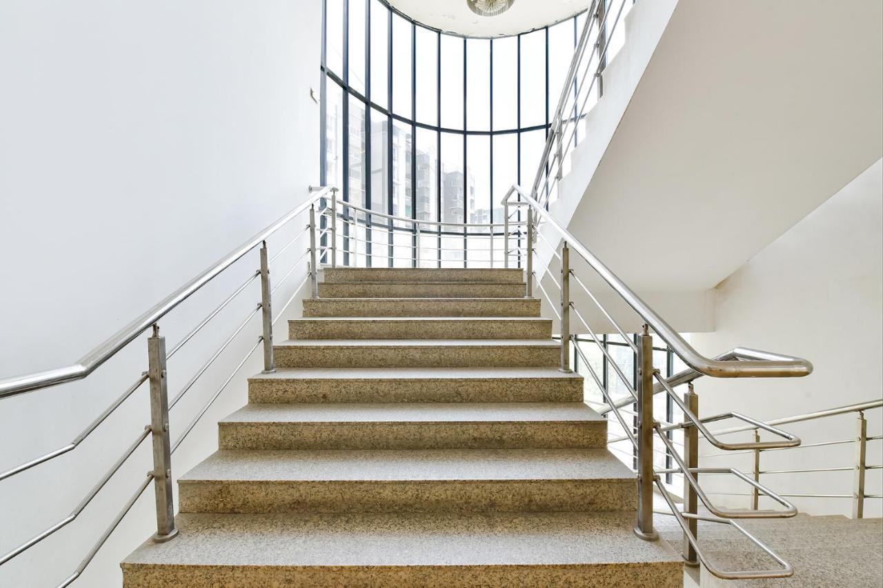 Fabhotel Gl Residency - Satellite Ahmedabad Bagian luar foto