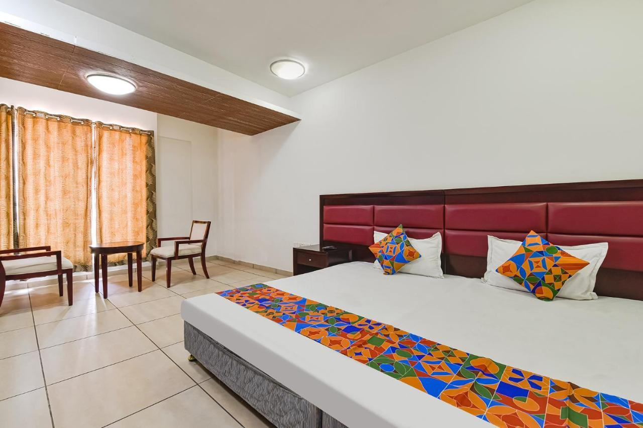 Fabhotel Gl Residency - Satellite Ahmedabad Bagian luar foto